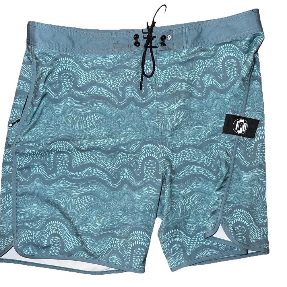 IPD Teal Wave Print Board Shorts Size 36 Surf Swim